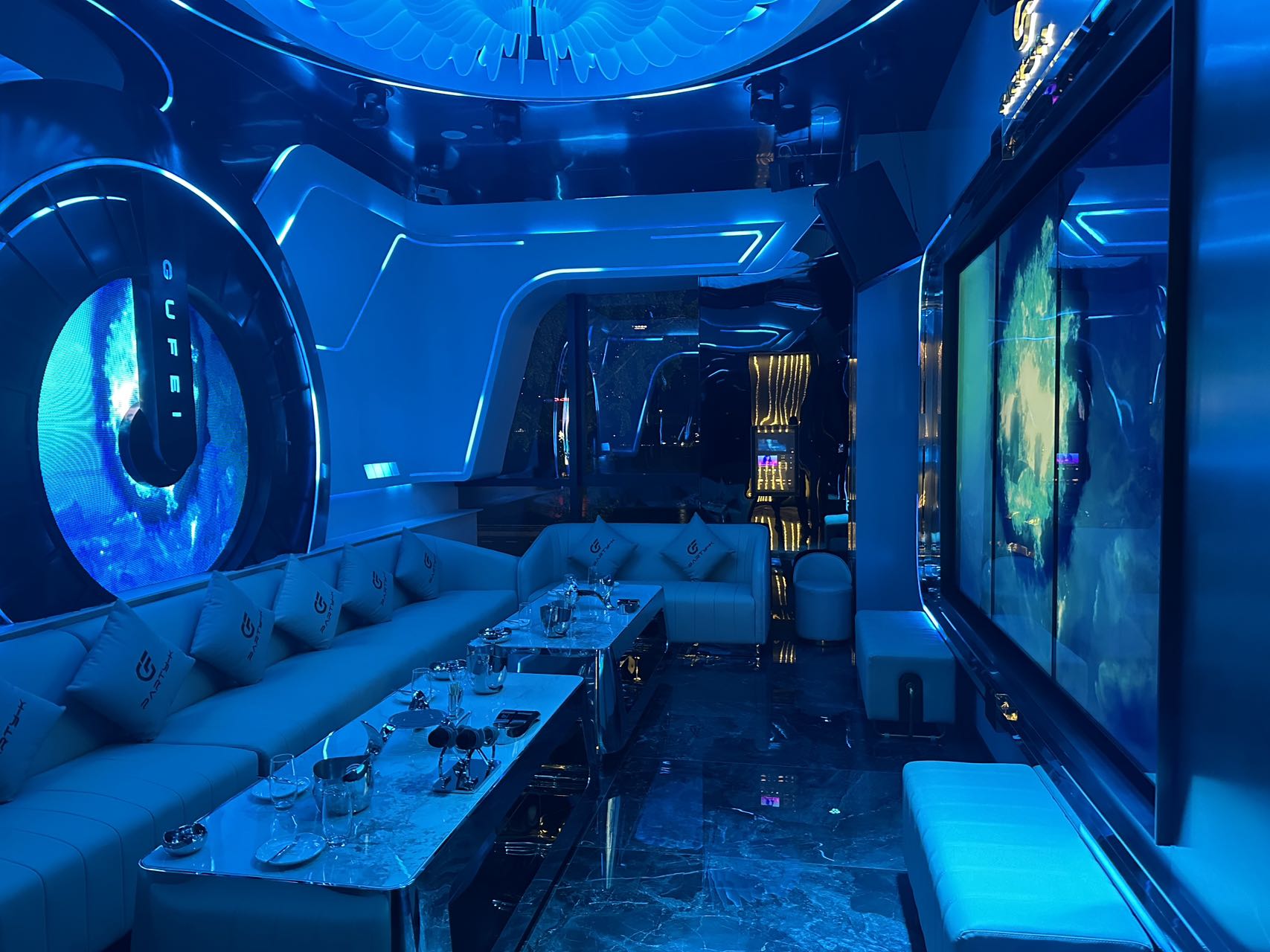 重庆G·F PARTY K 多元环境打造潮人空间