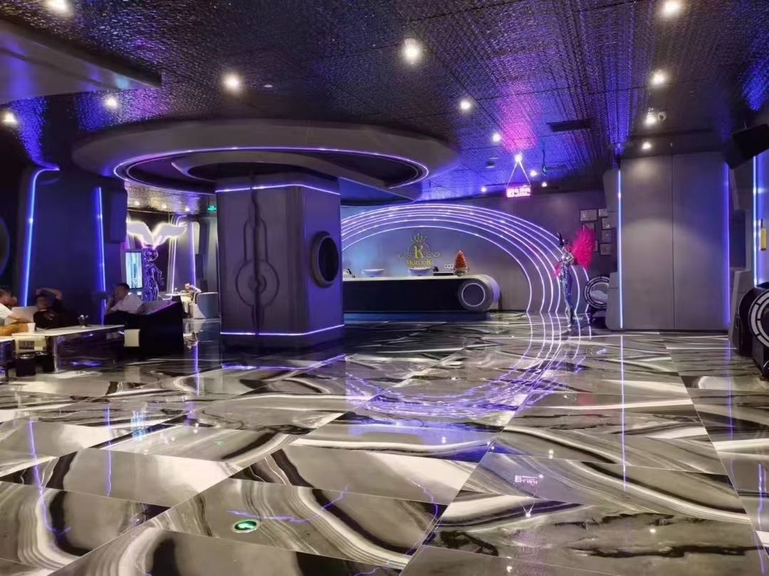 深圳荣钻KTV城市会客厅｜龙华中端